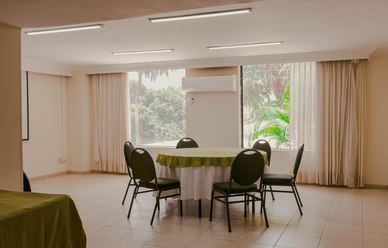 Hotel Faranda Express Puerta Del Sol Barranquilla, A Member Of Radisson Individuals Barranquilla  Kültér fotó