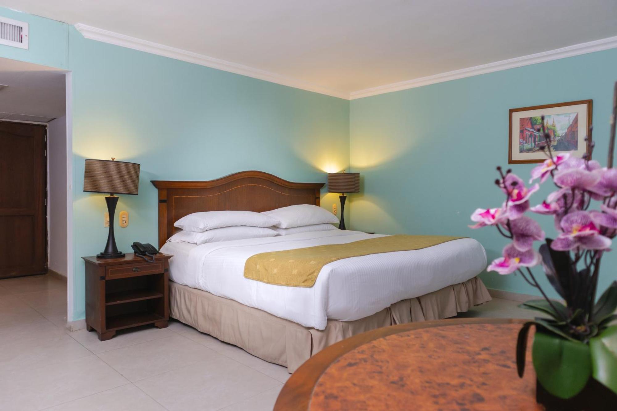Hotel Faranda Express Puerta Del Sol Barranquilla, A Member Of Radisson Individuals Barranquilla  Kültér fotó
