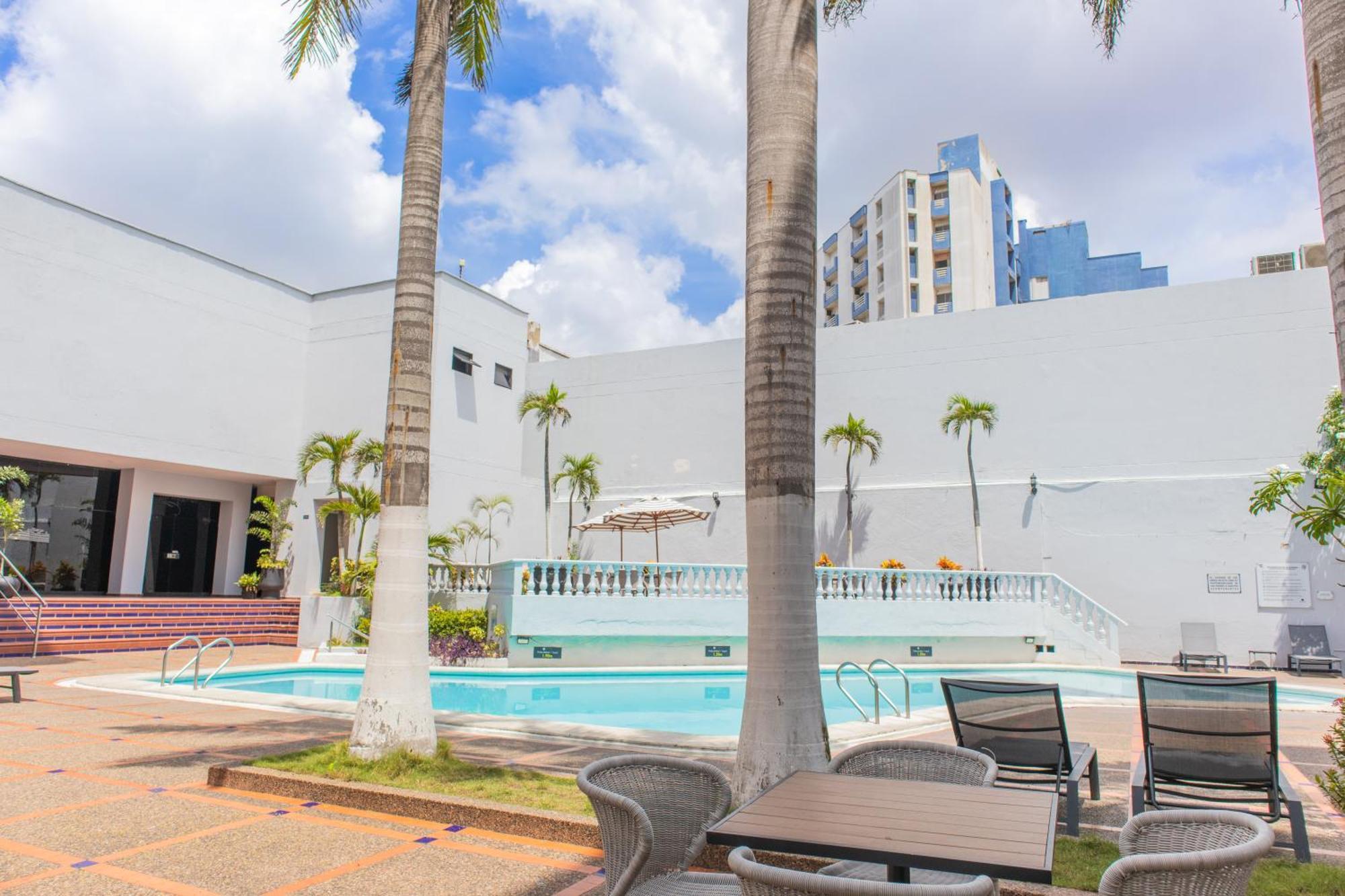 Hotel Faranda Express Puerta Del Sol Barranquilla, A Member Of Radisson Individuals Barranquilla  Kültér fotó